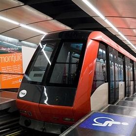 How to get around on public transport?